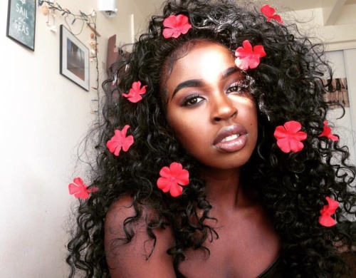melanin-fairy:  ig: melas.goddess