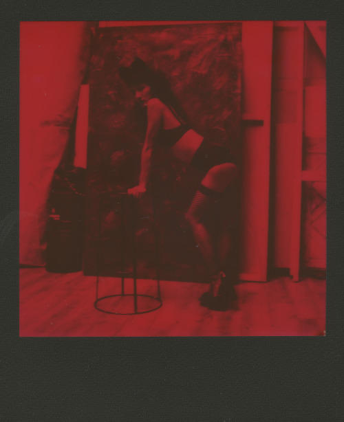 Canelle by me Duochrome polaroid black and red2016ParisFive Monkeys studio