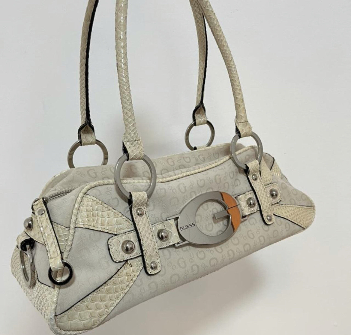 Being a Gen Zer, I'm Excited About the Resurgence of Y2K Handbags -  PurseBlog