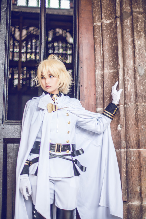 Seraph of the End Mikaela Hyakuya CosplaySource: Seraph of the EndCharacter: Mikaela HyakuyaCostume 