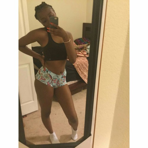 vvhsrrhdlf: Petite 18+