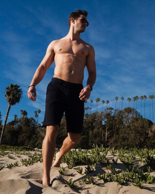 hotstudsdaily:  Alex Prange