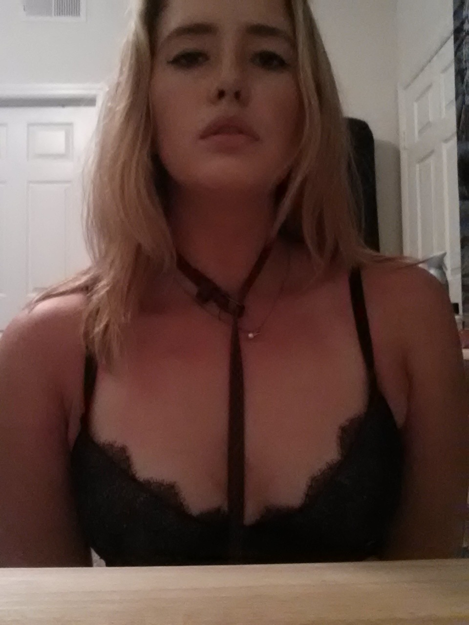 avalynevans:  I’m sorry, Daddy. I was being a bad baby girl. 