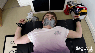 tieguyuk:I love tormenting Max :-)
