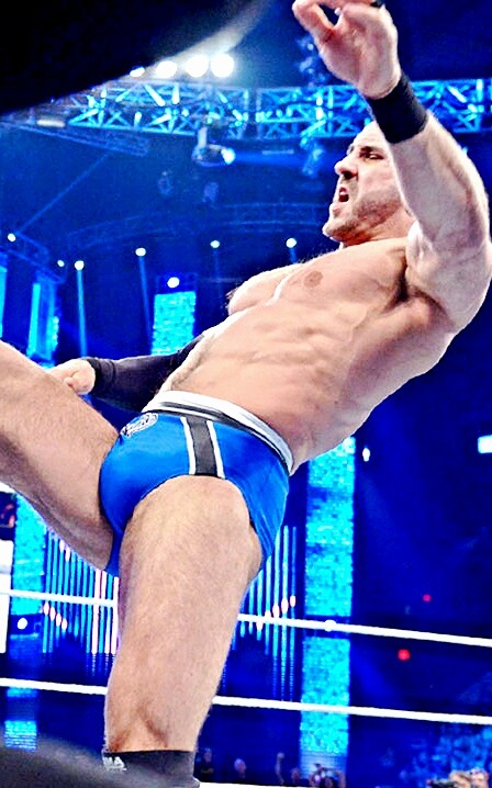 rogue-vii:WWE Body💪 - Cesaro 8/13/15 adult photos