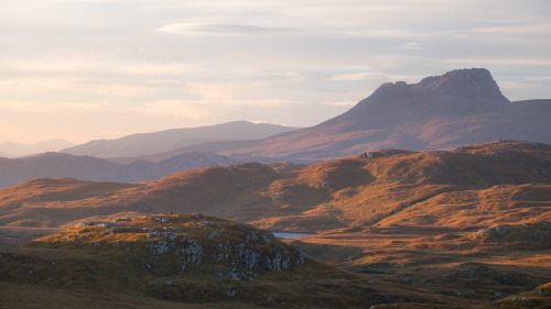 Stac Pollaidh Autumn by Tom Drysdale