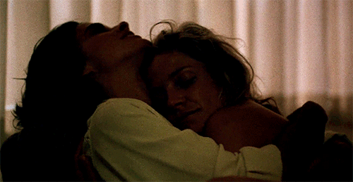 wlwland:She just reached in and put a string of lights around my heart.Desert Hearts (1985)—dir.