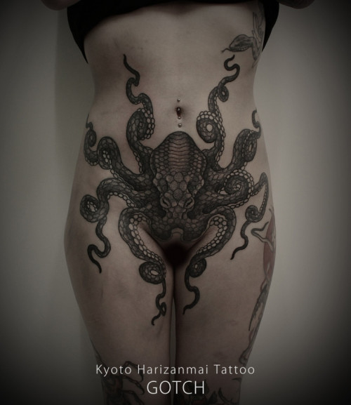 cutenudebikini:  Octopus by the amazing Harizanmai adult photos