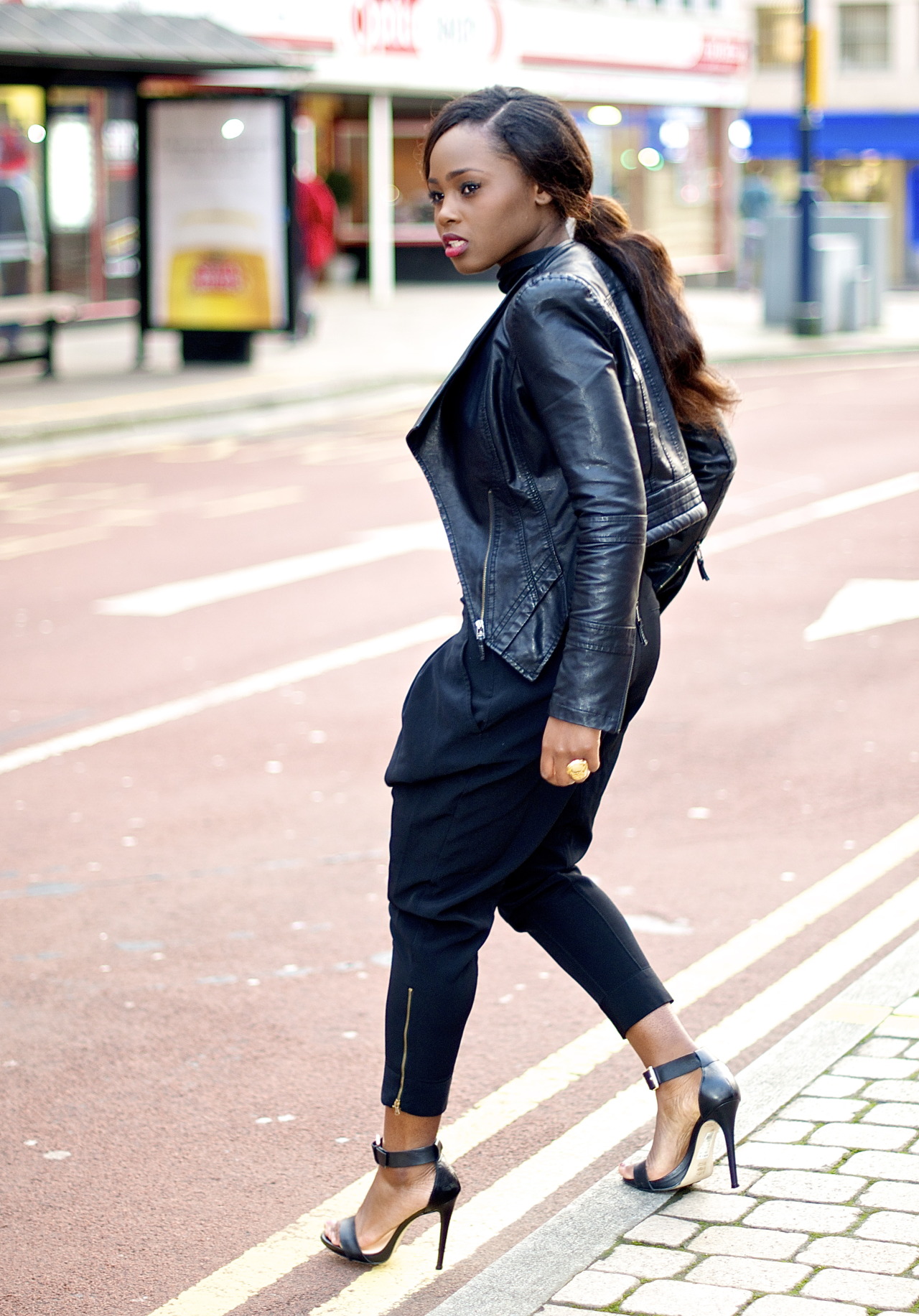 blackfashion:  Fashion’s Playground, UK  http://www.fashionisourplayground.com/