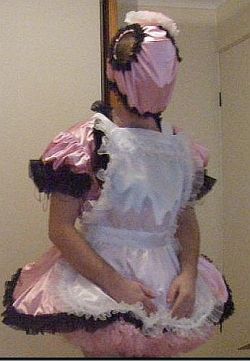 fabboy75:  fedomsissy:  http://fedomsissy.tumblr.com/archive  THE PERFECT SISSY DREAM 