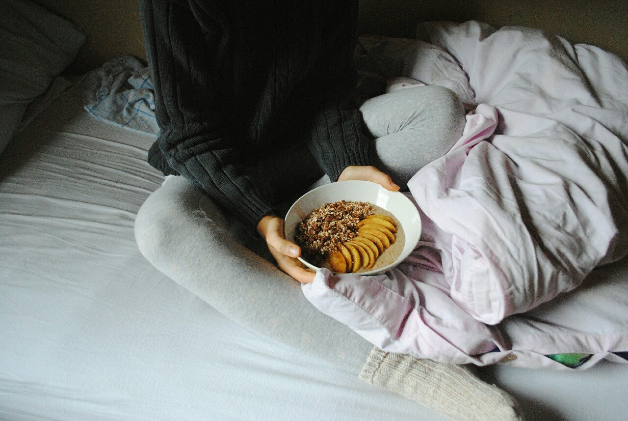 fitness-fits-me:  perfectiontales:  trianglesaremyfav:  How to breakfast       Oh