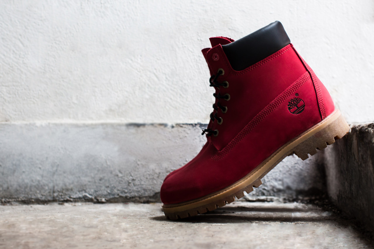 overdeauxis:  thatordinaryguy:  Follow for black and white fashion Style&amp;Originality