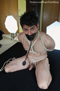 ropetrainkeep:I love and hate this photo,