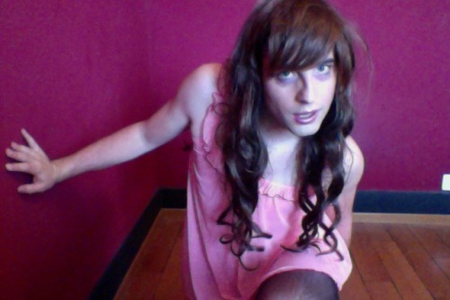Dress + Stockings + Gloss = my happiest Sissy days!!