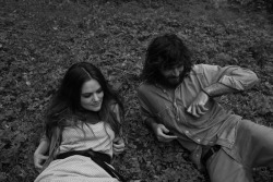 sirenssongs:  Angus &amp; Julia Stone 