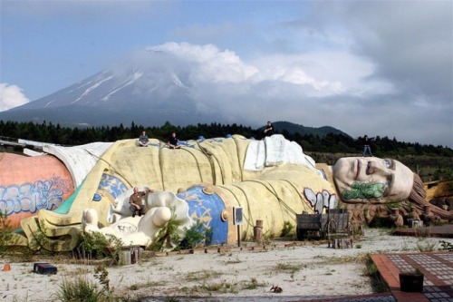 cuddlebugriki:  amaiseloquenteliberdade: 10 Amazing Abandoned Places Around the Globe Spree Park, Berlin, Germany  Hotel del Salto in Colombia - featured previously on Curious History Gulliver’s Travels Park, Kawaguchi, Japan Abandoned mill in Sorrento,