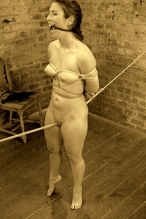 axezombie: Now you shall back up and pass the knot again. When you pass this knot, I will add anothe