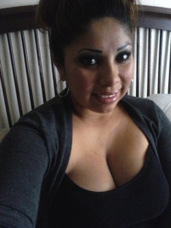 latinashunter:  LatinasHunterChicana With