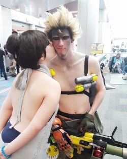 queenofotters:I just realized I never posted this cute pic from Fanime2017 Mei: @queenofotterscosplay Junkrat: @helloaskcosplayrussia &lt;3