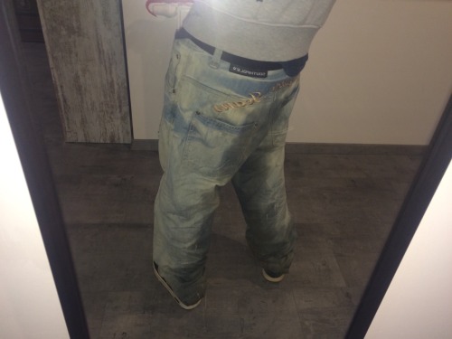 sk8erpigvienna:  since I was already wet from the rain, I figured I might just piss myself