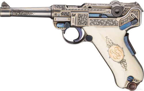 A Mauser Parabellum 06/73 engraved with English arabesques, in case with accessories.from Hermann Hi