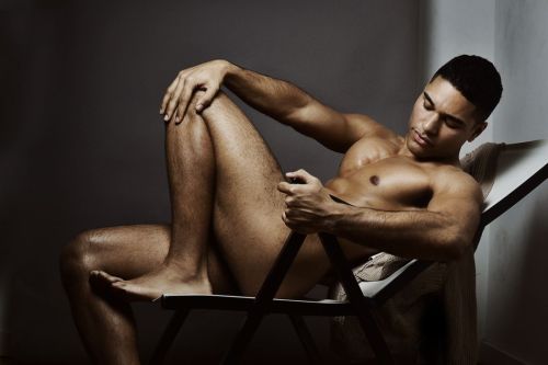 https://male-dreams-blog.tumblr.com/post/118221140215