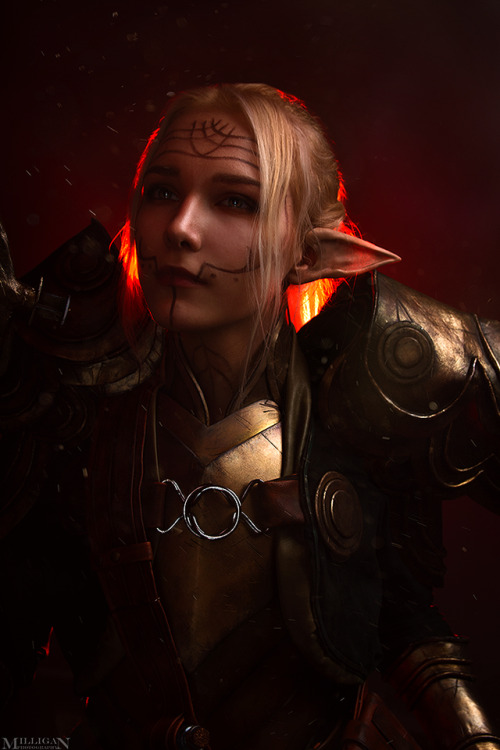 Dragon Age InquisitionInquisitor Lavellan by Keyveiphoto by me