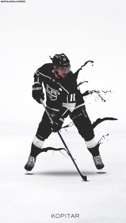 yoake18: C'mon hockey fans, let’s get some credit to this guy because his edits are amazing. Check o