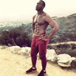 tastyblkman2:  Music Artist - Kevin McCall