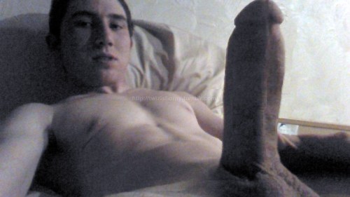 bulgesdicksandballsohmy:  Check out Hot Male Bulge and Free Gay Male Pic