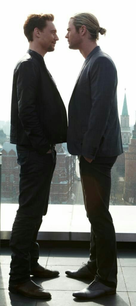 Lets Stand Very Close To Each Other It Will Mess With The Fans