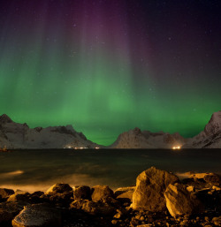 photosofnorwaycom:  Norway. by richard.mcmanus. Norway. Northern lights near Reine in the Lofoten Isles.  For licensing see:http://ift.tt/1PFMBaN… http://flic.kr/p/pWMiRN
