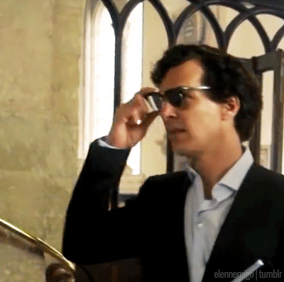 elennemigo:Benedict taking off his glasses is something that deserve to be appreciated.x x x x x xLi