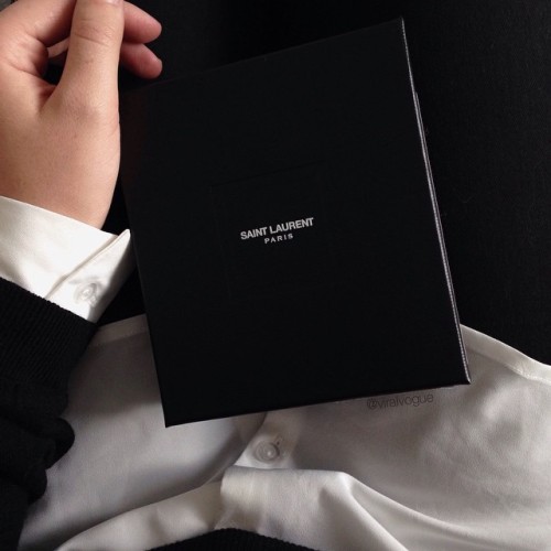 delluxe world.
