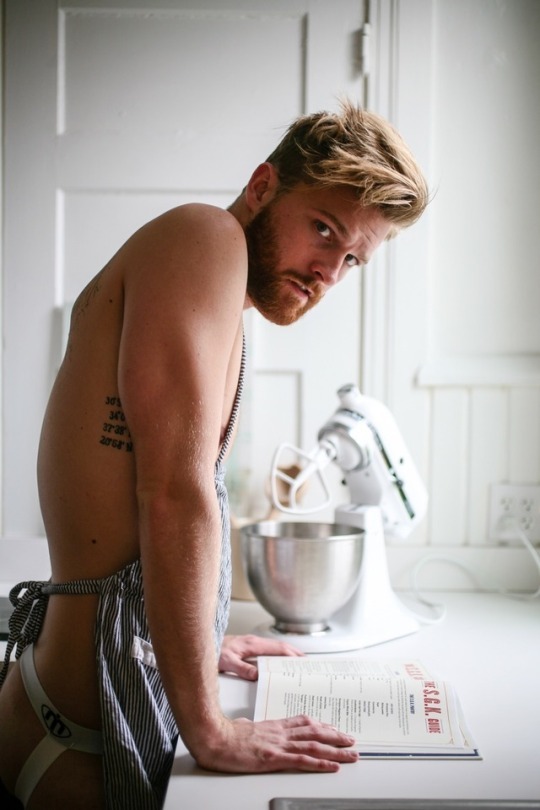 bordjack:  Dans la cuisine … je suis prêt à tout … 
