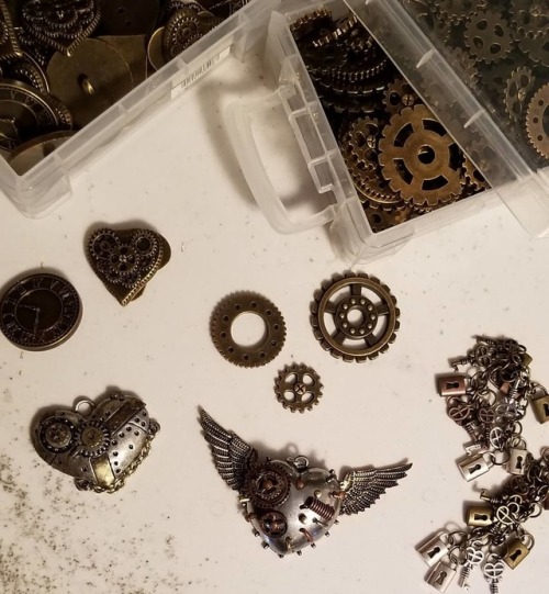 Some items I’ve picked up for future steampunk themed items I plan to make. Gear cogs are alwa