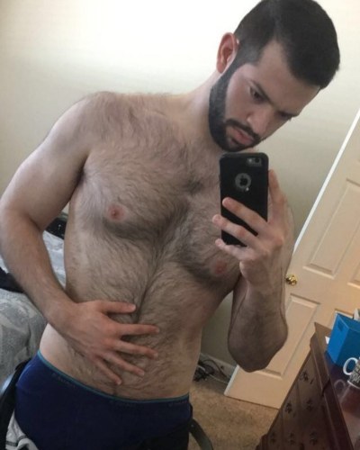 wis771:Instagram.com/cdarg408#LesHommesPoilus #hairymen #hairy #bear #poilu #gay #gaybear #gaymens #hairychest #daddy #beard #gaybear #gayboy #scruff #hairymenaddict 