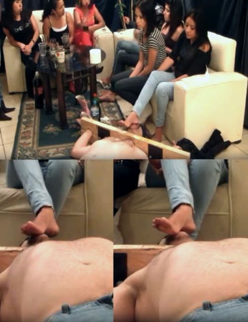 ¡Esclavo limpia los pies de las señoras!Role play: Mexican girls & white boy - fucking pig Pt.9 