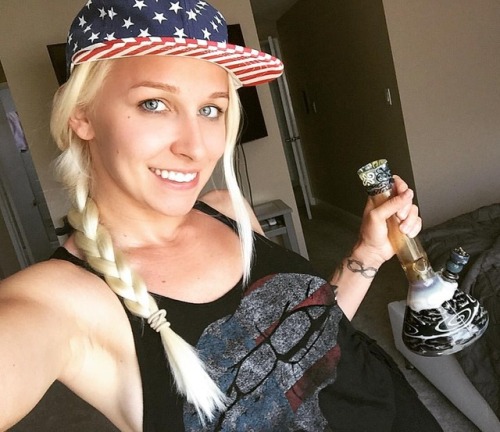 Happy 4th of July everyone!  #stevieshae #stevieshaex #america #americana #americanbabe #smokeweedev