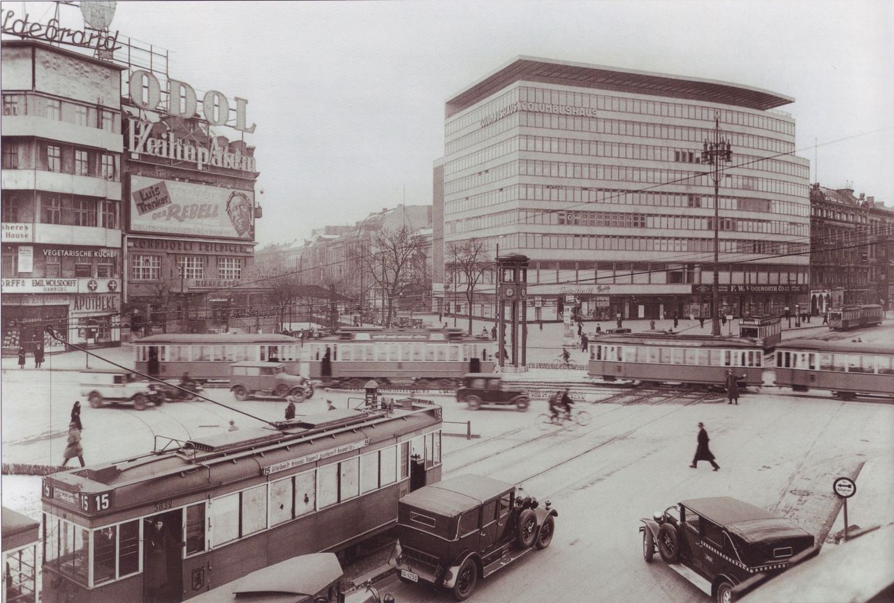 The Columbushaus on Potsdamer Platz in 1932, Berlin