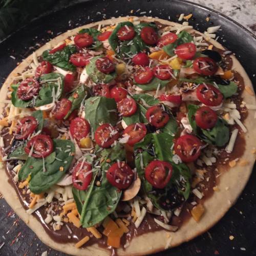 breannebihari:  Pizza #2 almost done