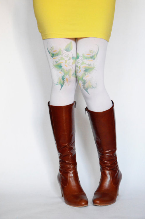 XXX the-butcher-bird:  Lovely tights from Colinedesign photo