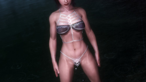 Conversion Release: Chain Metal Outfit!Body Type: classic UNPInstallation: Use any mod managerAcquir