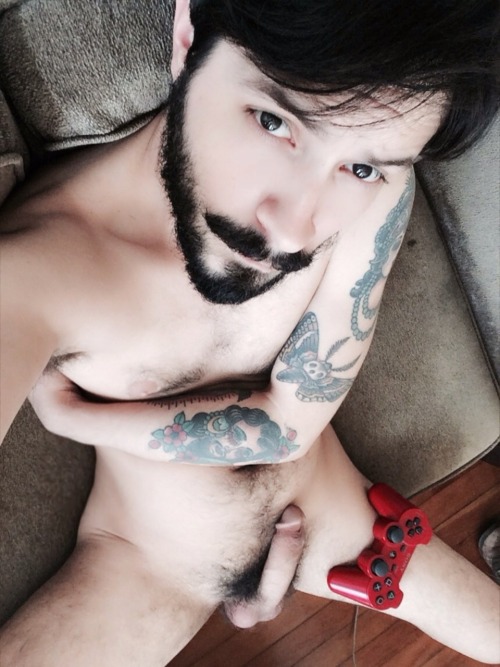 dontbehastie:  Lazy Sunday