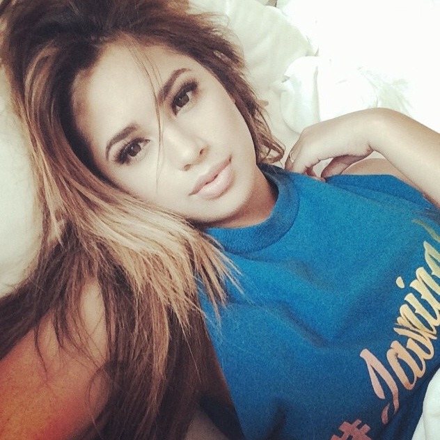 villegas-news:  Jasminevillegas: ❤️ 