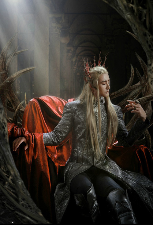 The Hobbit | Thranduil by @coser小梦 | Staff  @Bingo酱 @章鱼的陶罐 @ALLEN丁伦 @真的菜菜 @真的魂魂 @风疯776 