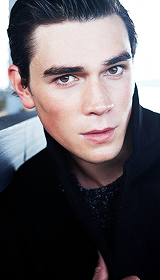 apasource:KJ + Photoshoots 