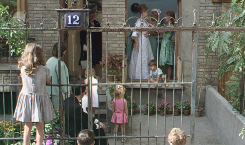 peachykeenmovies:Le Bonheur (1965) d. by Agnès Varda