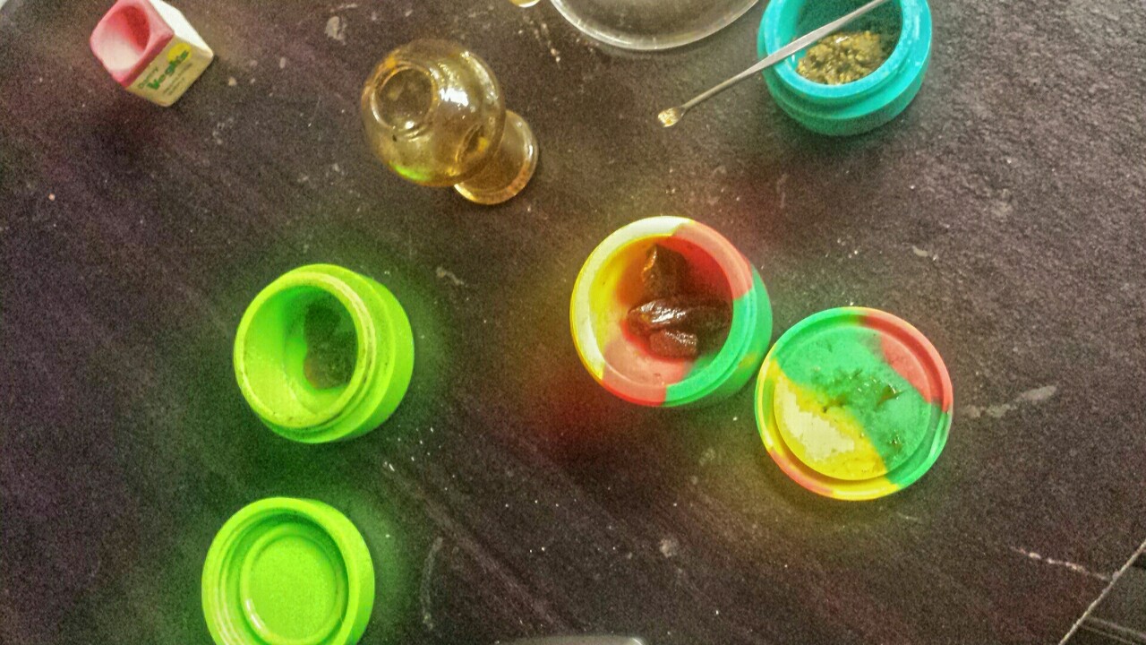 dabbyhippiemusic710:  Typical dabby day