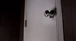 annabellehector:  Door knob  Magic